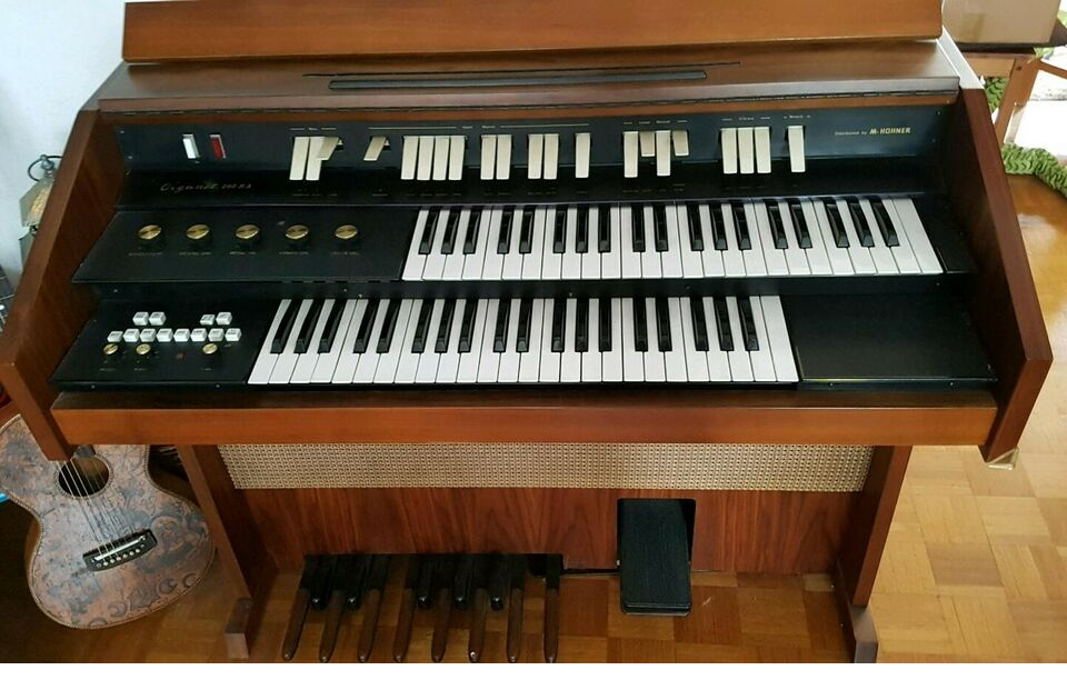 Hohner Organet 240